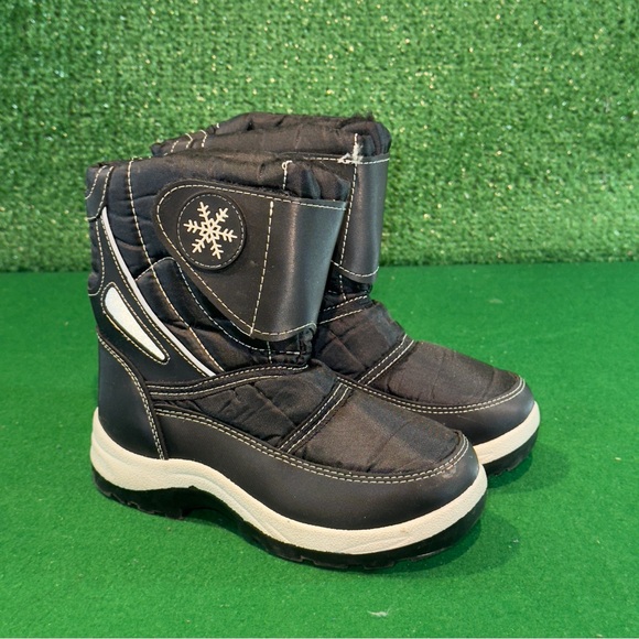 Black White Kids Boys Snow Boots Size 12C - Picture 1 of 6